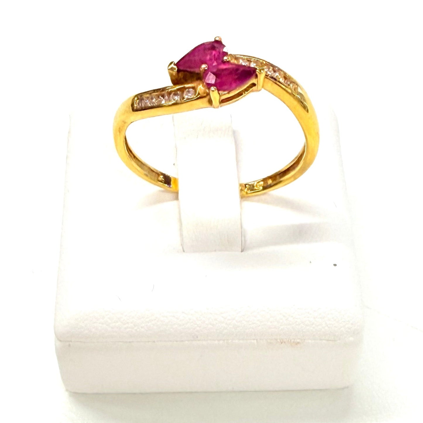 Bague en Or jaune avec diamants et rubis  18k 2.50 Grs - Taille 56
