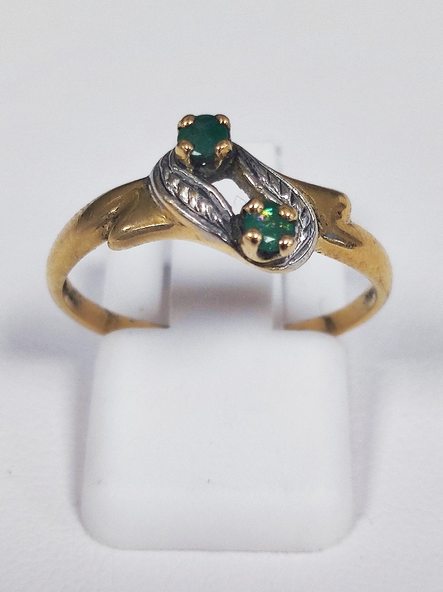 Bagues en Or Jaune 18K avec Oxyde de Zirconium
