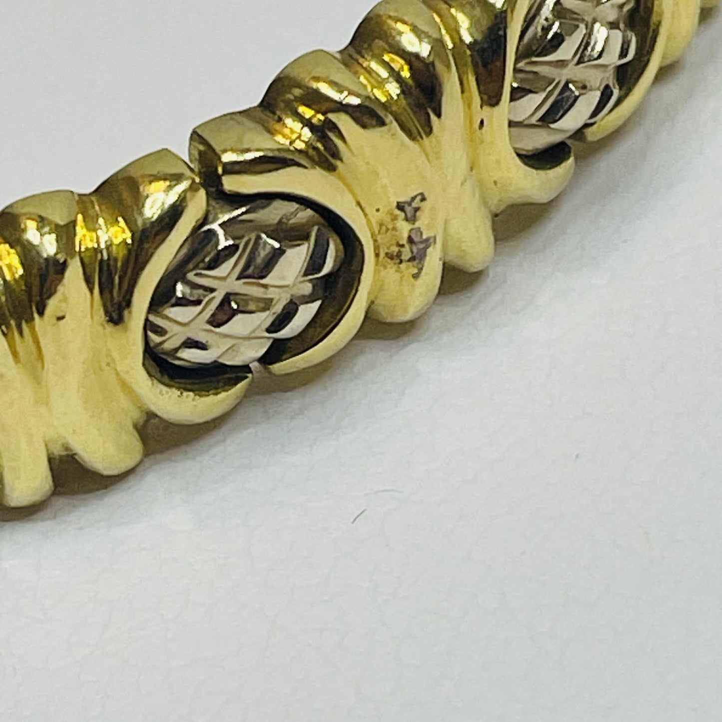 Bracelet jonc en or jaune et or gris 18K 32.15 Grs