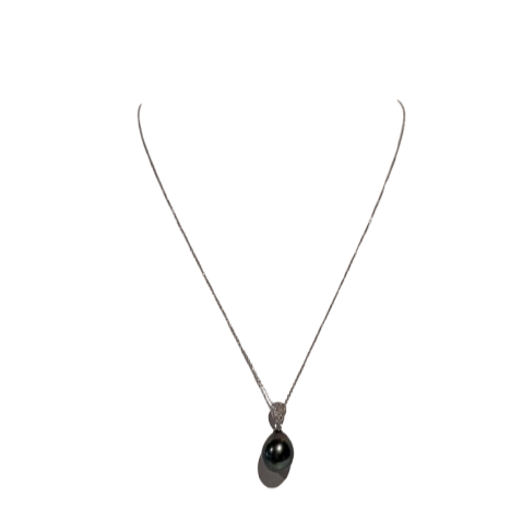 Collier en Or Blanc avec Diamants et Perle