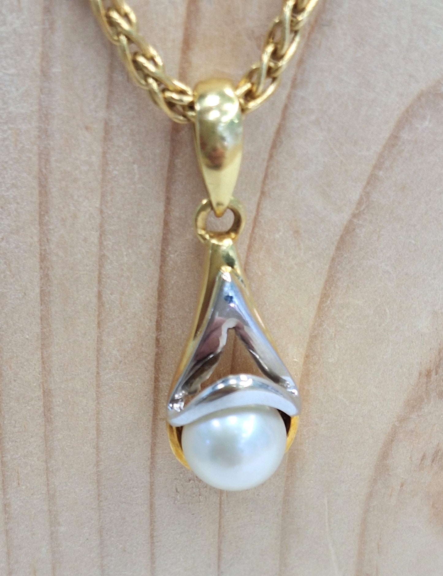 Pendentif Goutte Or Jaune et Blanc 18K avec Perle