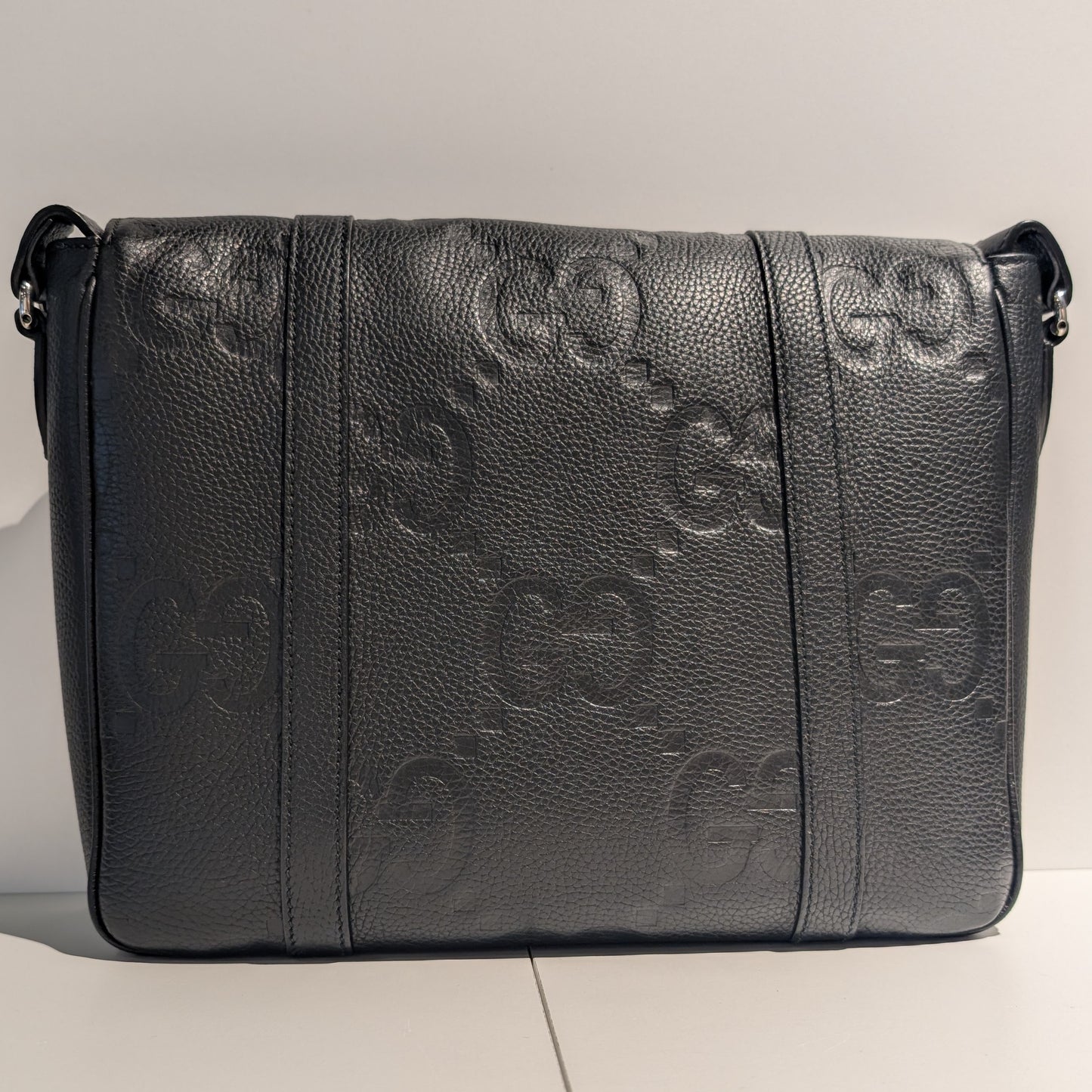 Sacoche Gucci GG Jumbo en Cuir Noir en très bon état