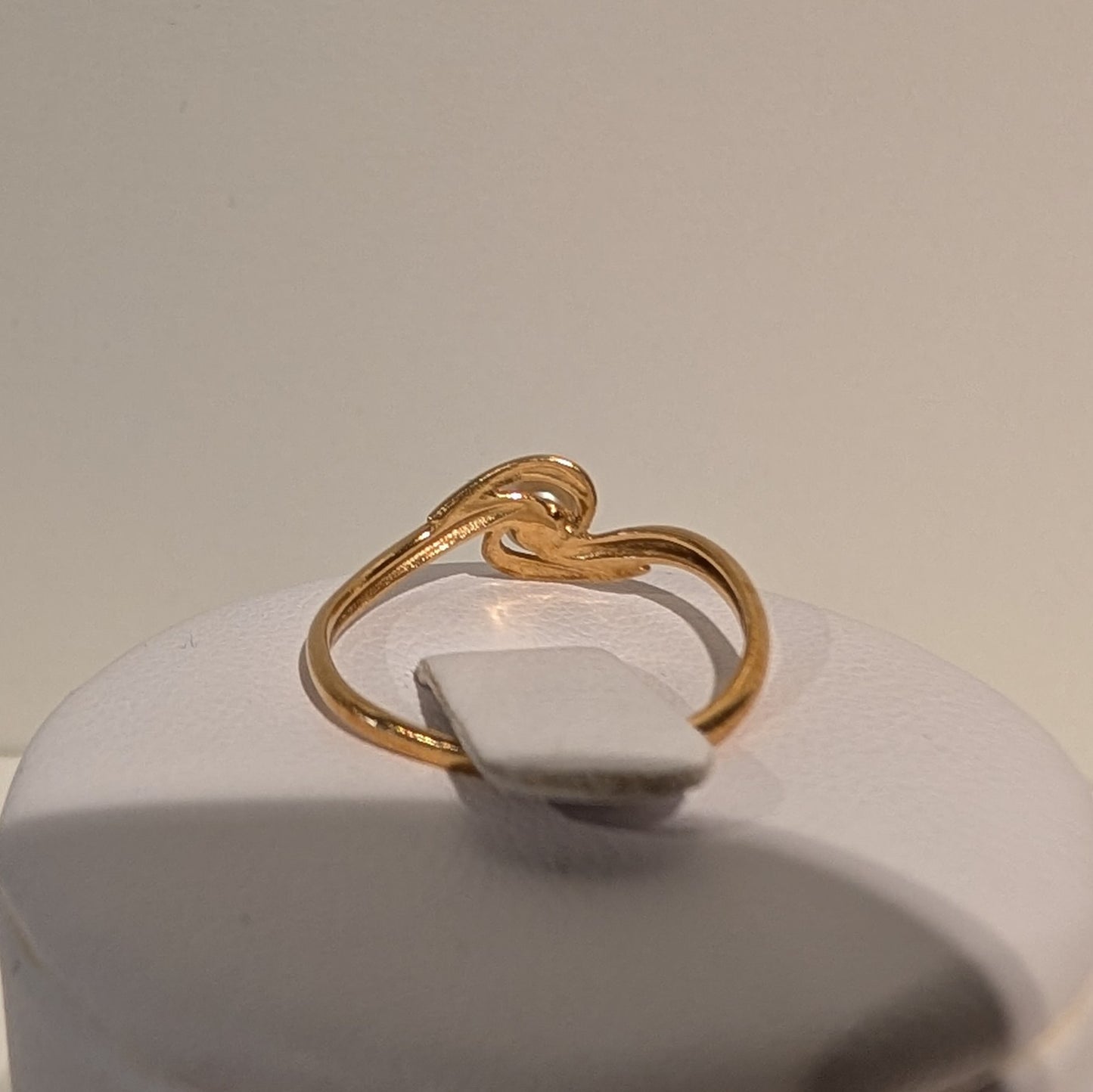 Bague en Or Jaune avec Perle Naturelle 1.30 Grs - Taille 52