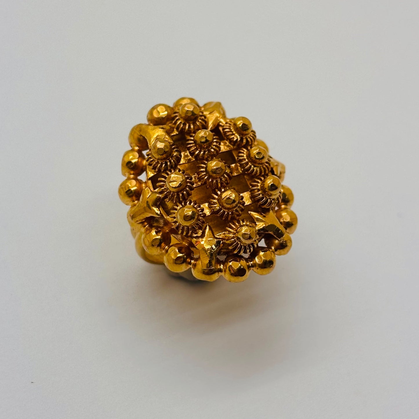 Bague ancienne en Or Jaune 22K 9.23 Grs Taille 51