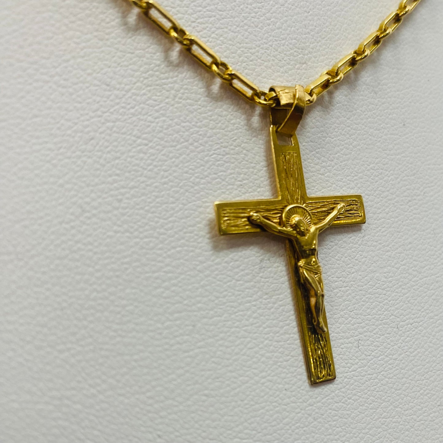 Pendentif Croix en Or Jaune