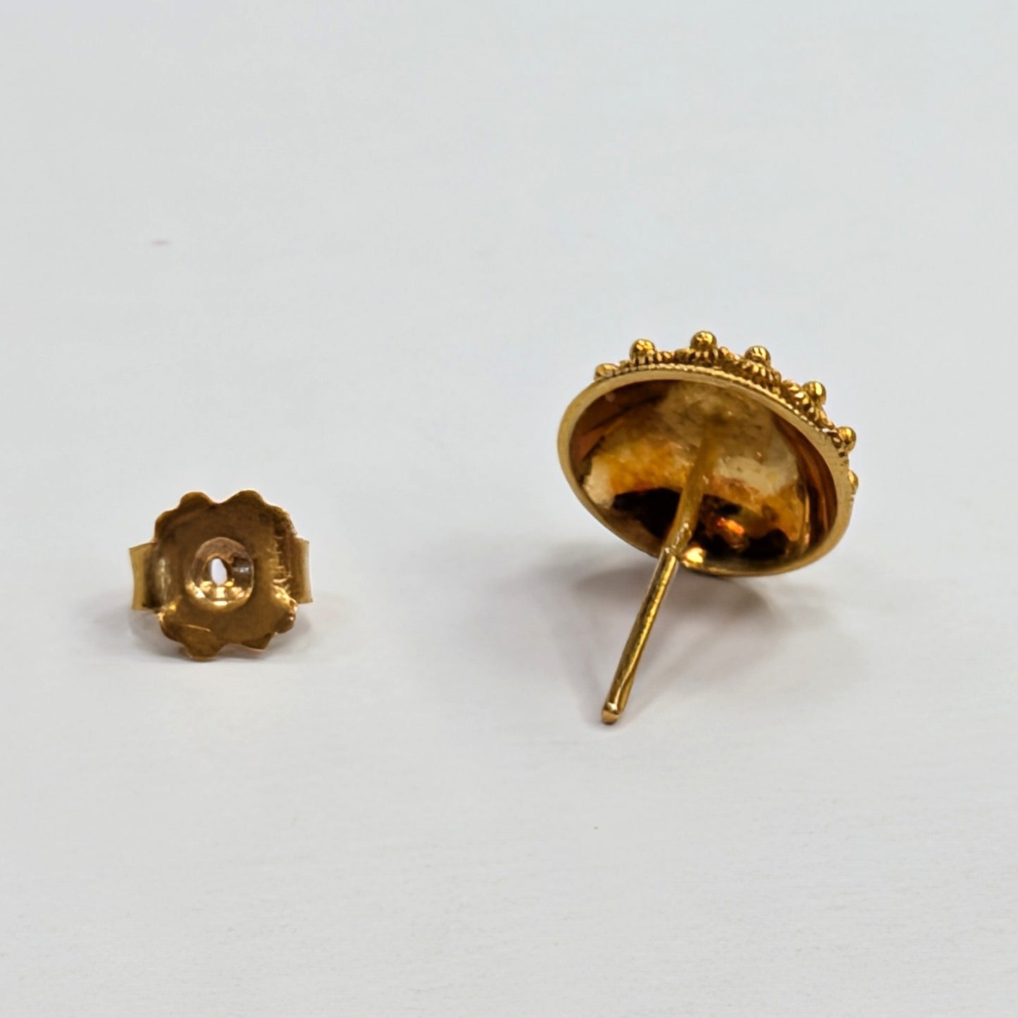 Boucles d'oreilles en or jaune 20K 2.47 Grs