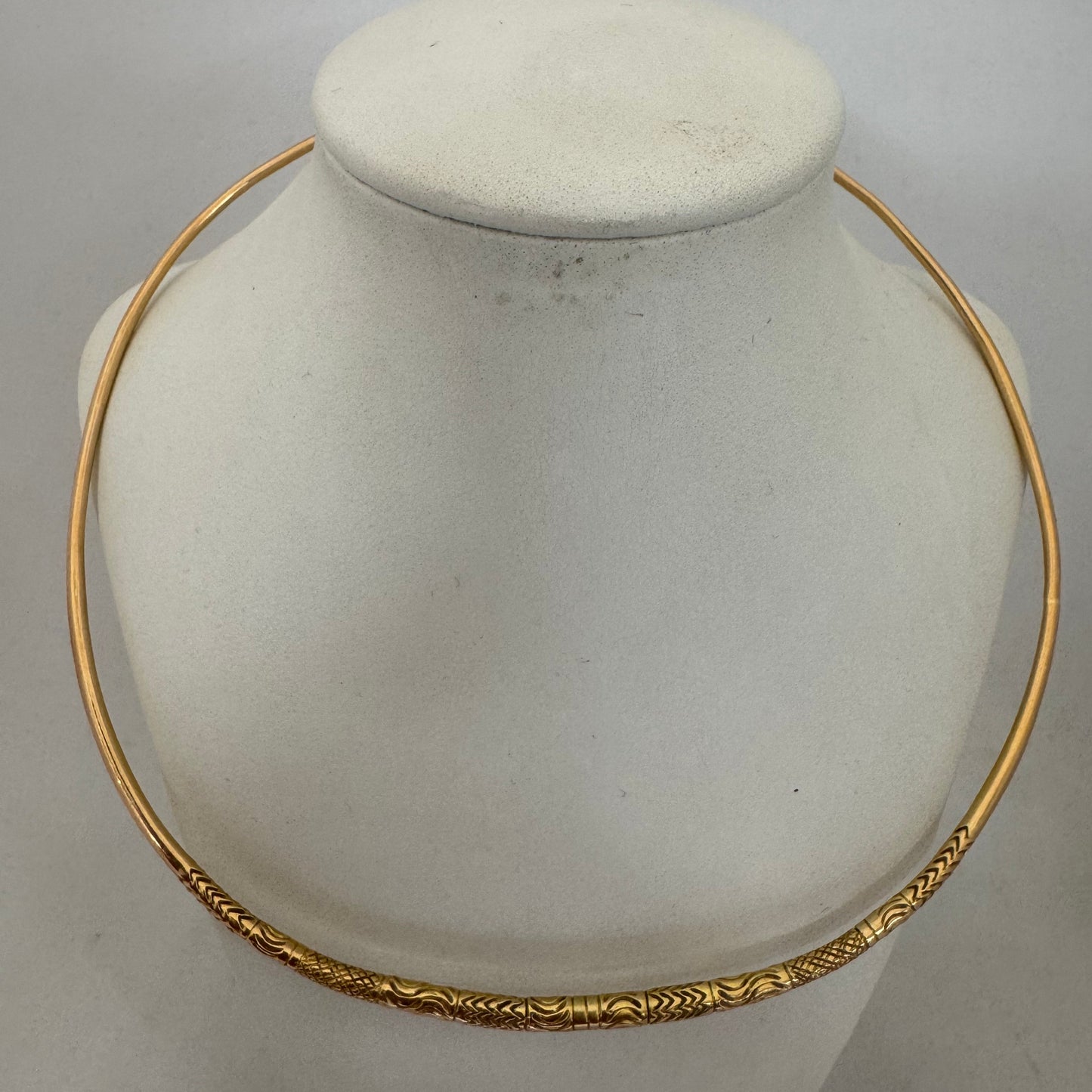 Collier Ras du Cou Or Jaune 18K 22.75 Grs