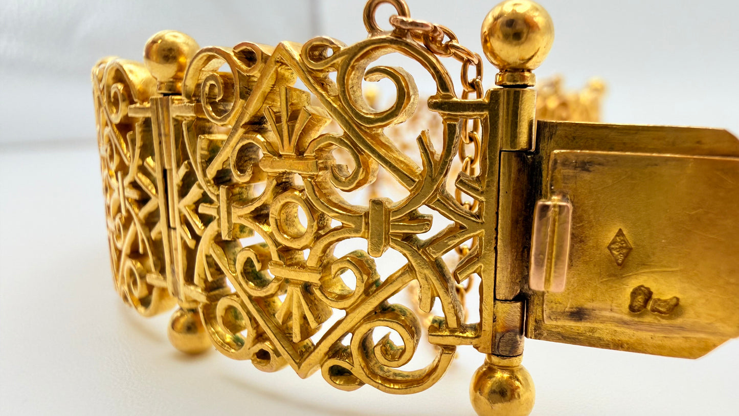 Bracelet Manchette en Or Jaune 18K 50.88 Grs