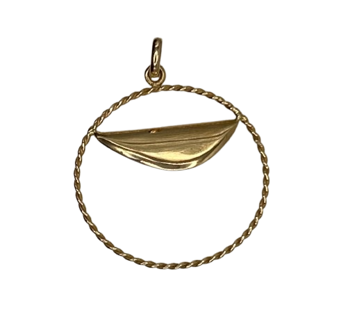Pendentif Médaille Or Jaune 18K avec Dent de Requin